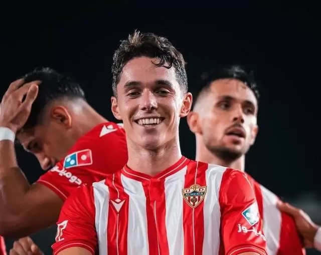 西媒:阿里瓦斯曾接近加盟吉达国民,皇马可获1400万欧分成 西媒:阿里瓦斯曾接近加盟吉达国民,皇马可获1400万欧分成