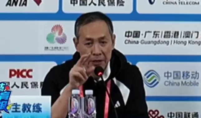 许利民:因为磨合期短北京全运男篮需要交学费,这对后面帮助很大 许利民:因为磨合期短北京全运男篮需要交学费,这对后面帮助很大