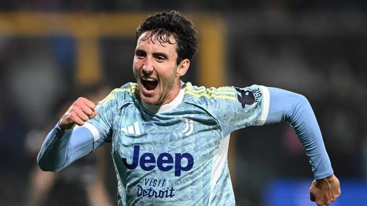 坎比亚索:我经常看枪手比赛;“三维球员”的说法是在表扬我 坎比亚索:我经常看枪手比赛;“三维球员”的说法是在表扬我