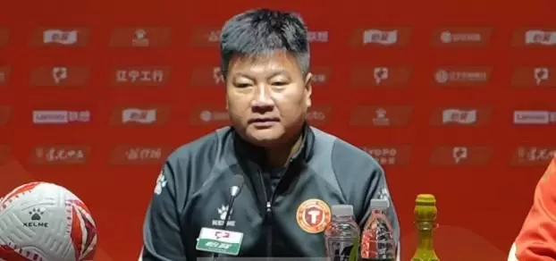 李金羽:希望我们善始善终打好收官战,为明年的比赛打好基础 李金羽:希望我们善始善终打好收官战,为明年的比赛打好基础