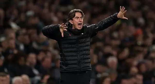 邮报:弗兰克仍未找到最佳进攻节奏,17场尝试了13种前场组合 邮报:弗兰克仍未找到最佳进攻节奏,17场尝试了13种前场组合