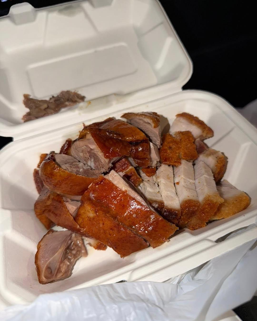 新体验，哈兰德分享品尝中式烧腊的照片 (https://www.olegood.com/) 体育 第2张