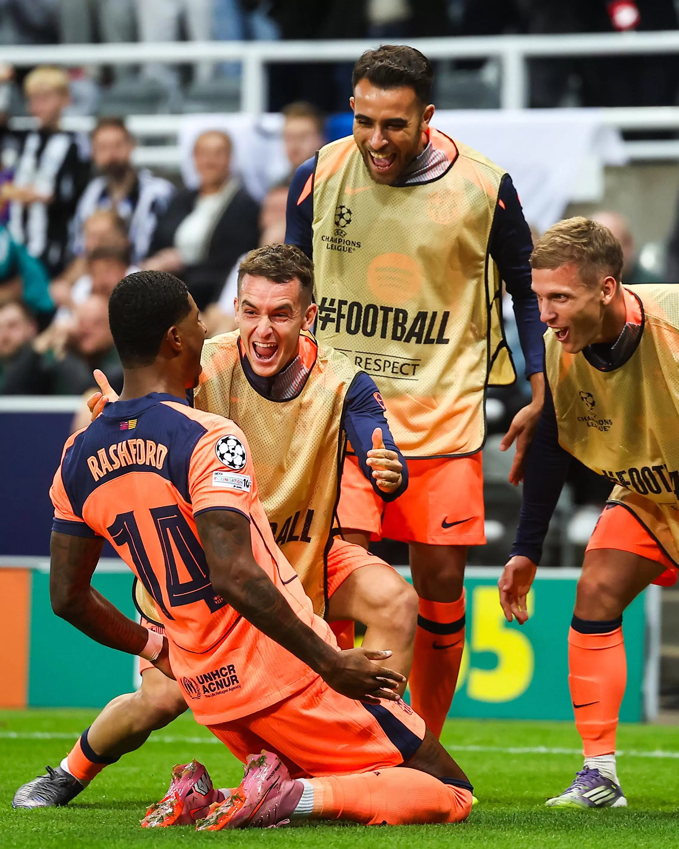 英媒:巴萨计划未来几周与曼联就买断拉什福德 正式谈判 英媒:巴萨计划未来几周与曼联就买断拉什福德 正式谈判