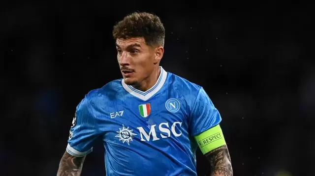 迪洛伦佐:德布劳内是笔重要的引援,他刚来时我们都很好奇他 迪洛伦佐:德布劳内是笔重要的引援,他刚来时我们都很好奇他