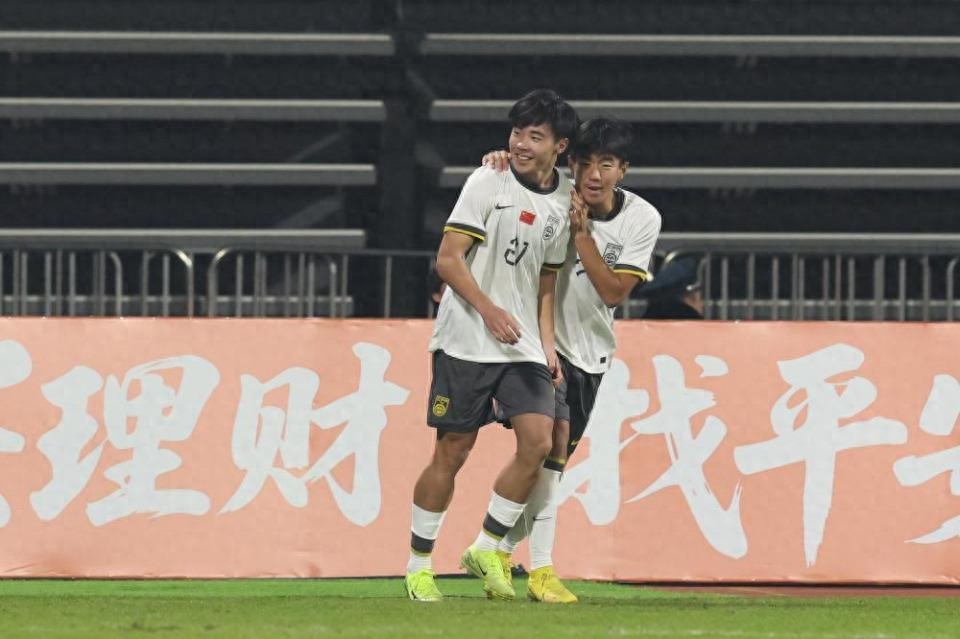 U16国足生死战梦幻开局！帅惟浩8分钟闪击，5战轰7球，邝兆镭助攻