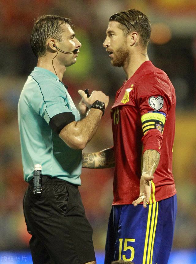 中国足球裁判:欲戴皇冠,必承其重