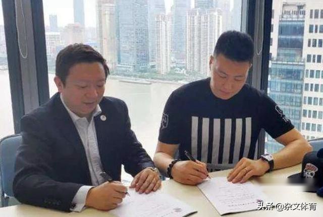 CBA“詹姆斯”状态提升！年薪千万元值吗？解释“踢裆”犯规