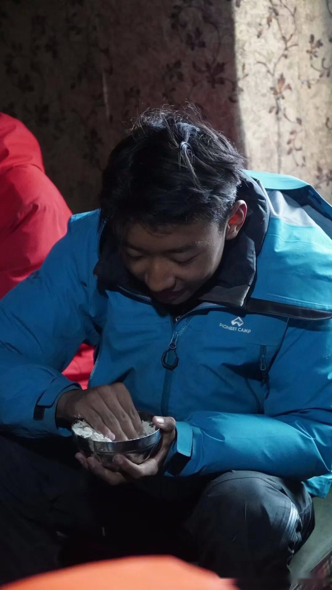 无名之辈，登顶贡嘎 (http://www.busunion.cn/) xiami 第5张