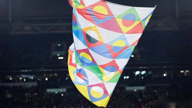 杨震：热身赛 黑山主场迎强敌