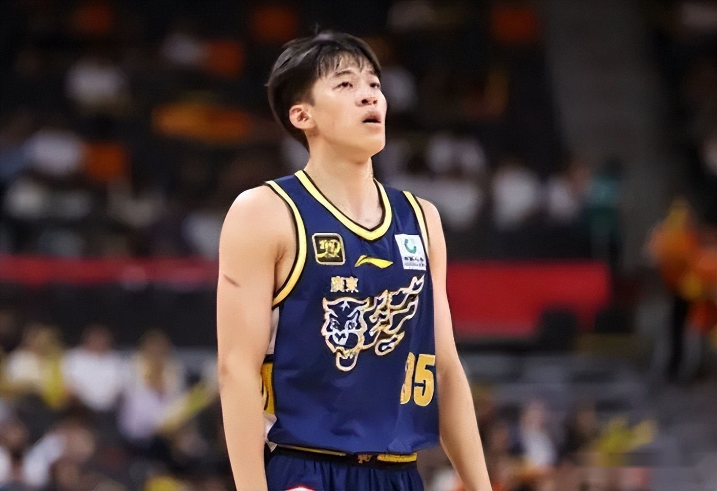 广东92-105青岛遭四坏消息！张文逸李文昊没法看，内线隐患太大！ (http://www.armanice.com/) 体育 第2张