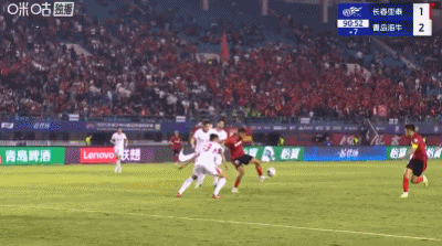 10人亚泰2-2绝平海牛，王智峰染红，谭龙、艾菲尔丁补时两球 (http://www.armanice.com/) 体育 第7张