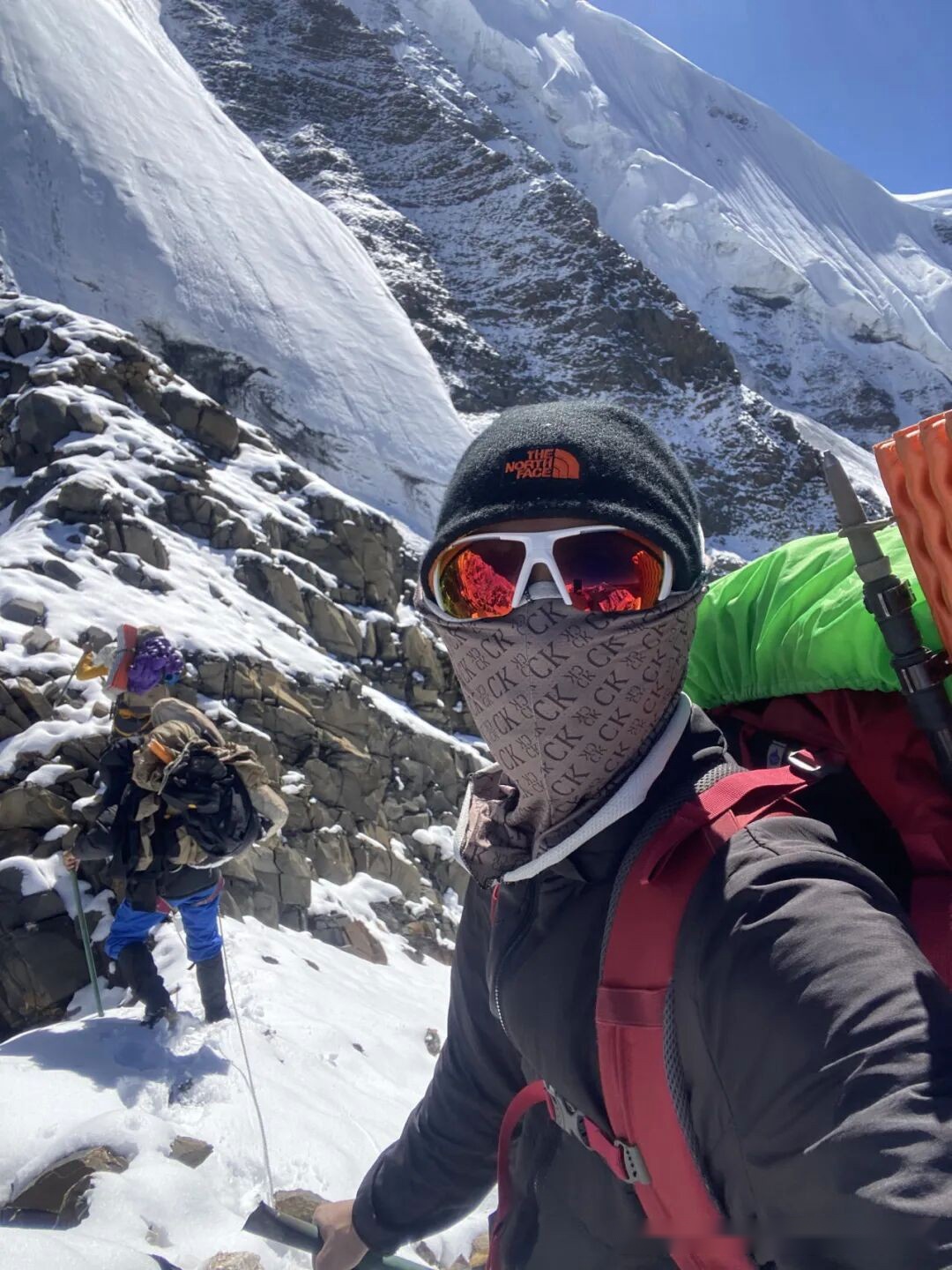 无名之辈，登顶贡嘎 (http://www.busunion.cn/) xiami 第22张