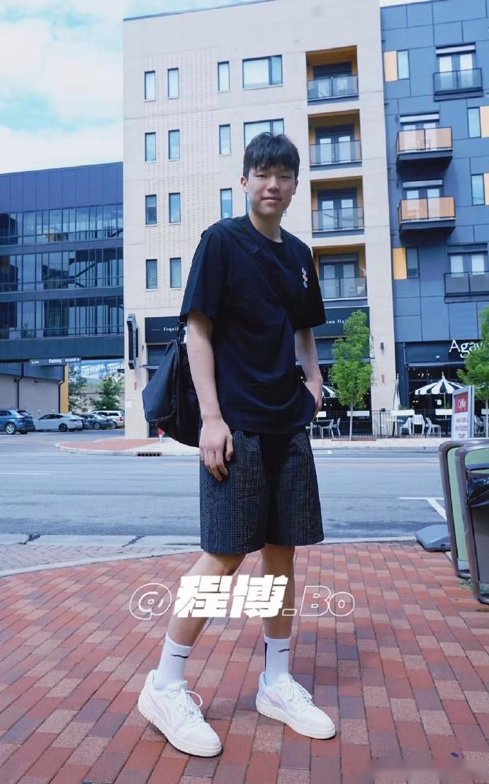 媒体人：杨瀚森试训完步行者马不停蹄前往下一站，一切顺利 (http://www.armanice.com/) 体育 第1张