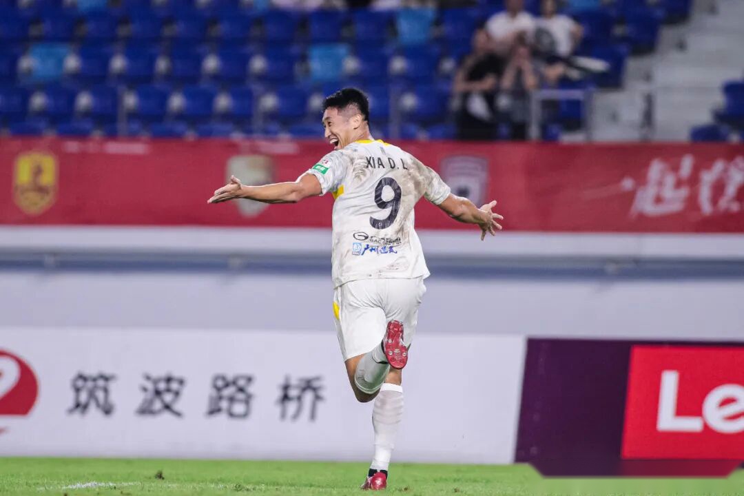 广州豹vs西北狼，越秀山将开放一万席 (http://www.busunion.cn/) xiami 第5张