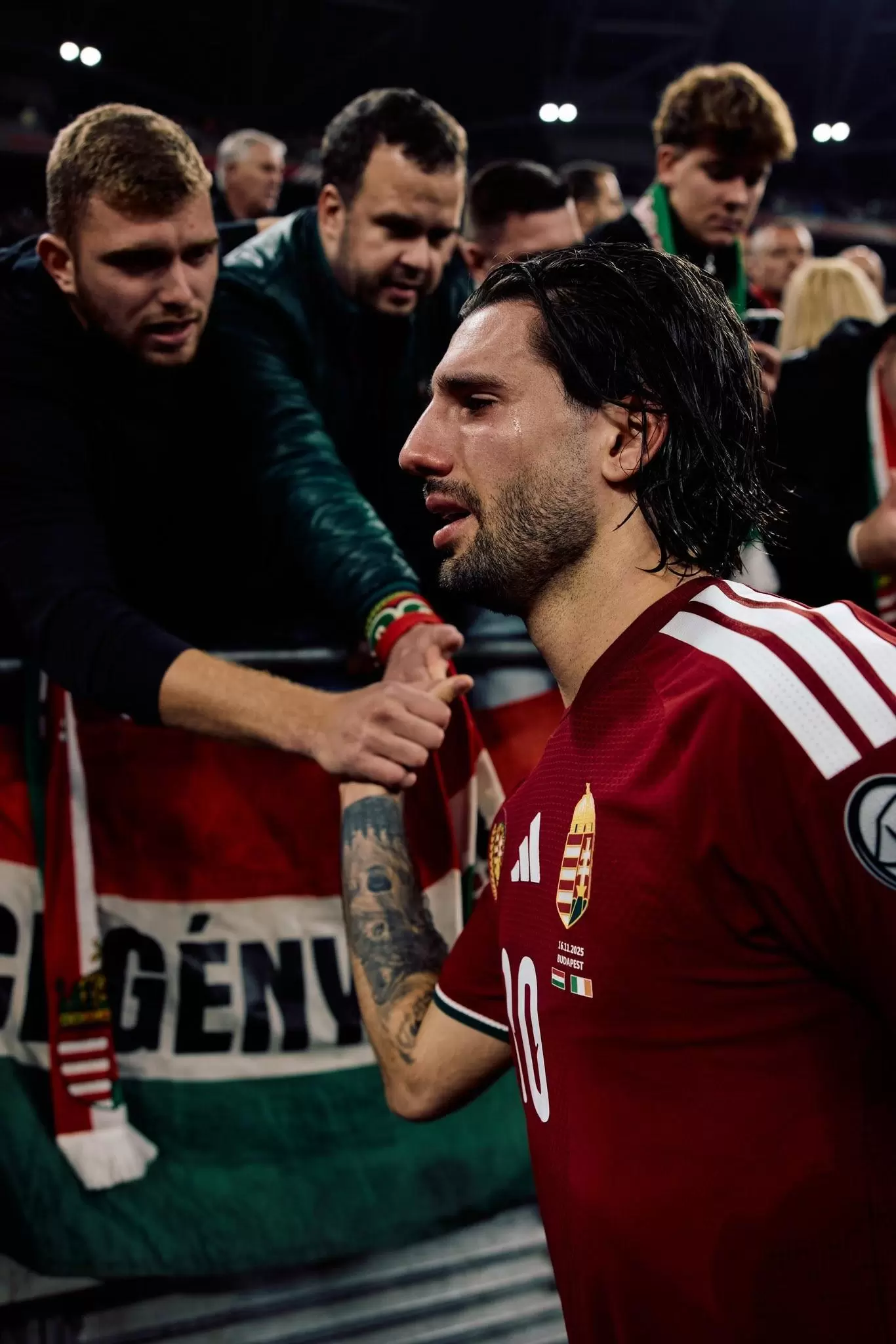 索博社媒发文:为自己是匈牙利人而自豪,即使生活在考验我们 索博社媒发文:为自己是匈牙利人而自豪,即使生活在考验我们