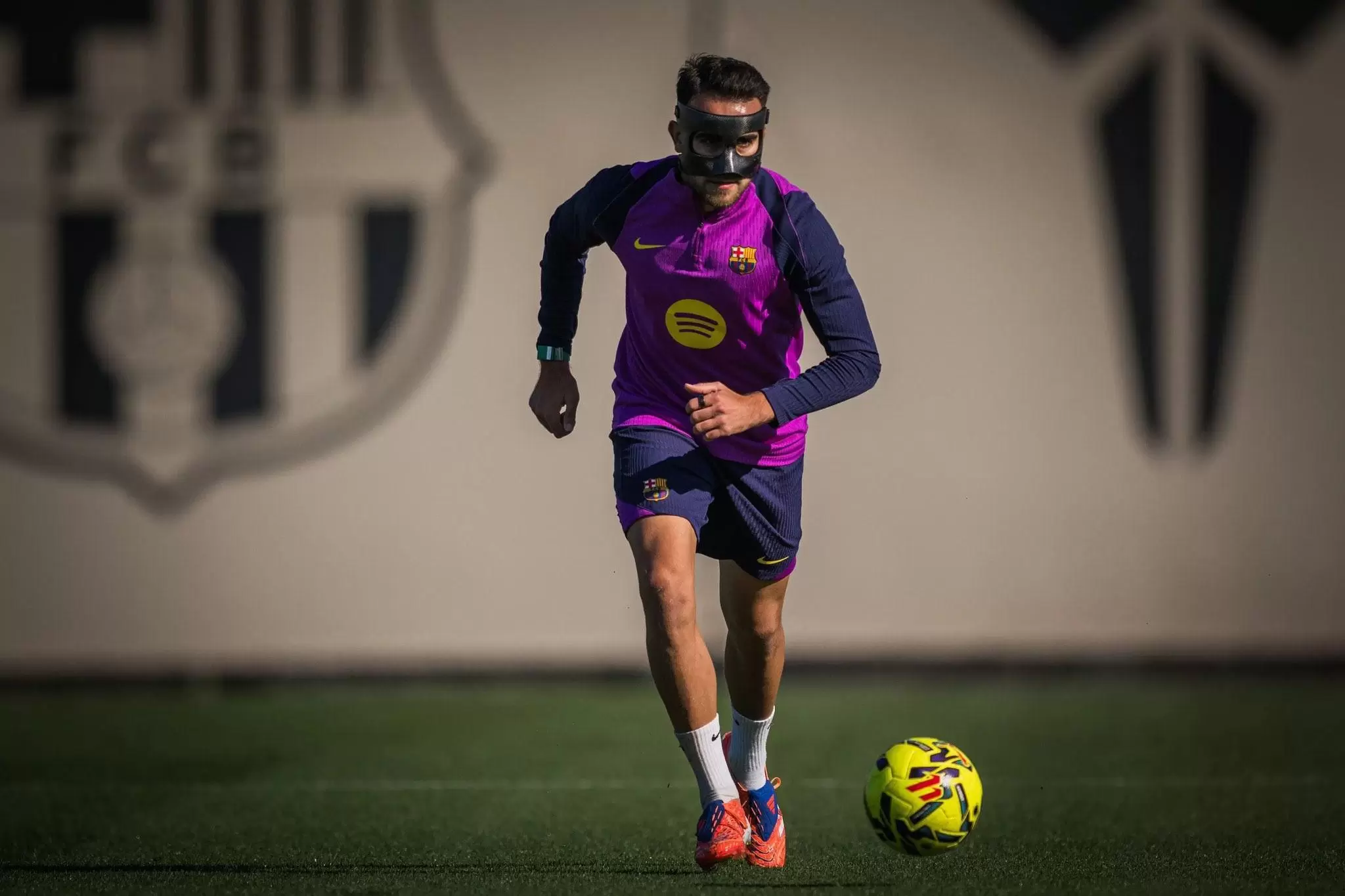 斯基拉:加西亚与巴萨的续约谈判已进入最后阶段,将续约3年 斯基拉:加西亚与巴萨的续约谈判已进入最后阶段,将续约3年