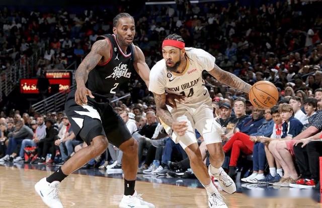 勇士太阳西部巅峰对决双星闪耀谁能笑到最后