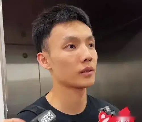 媒体人：亚洲杯首战徐杰和张宁在场边观战，今日启程回国 (http://www.tiidu.cn/) 娱乐 第1张