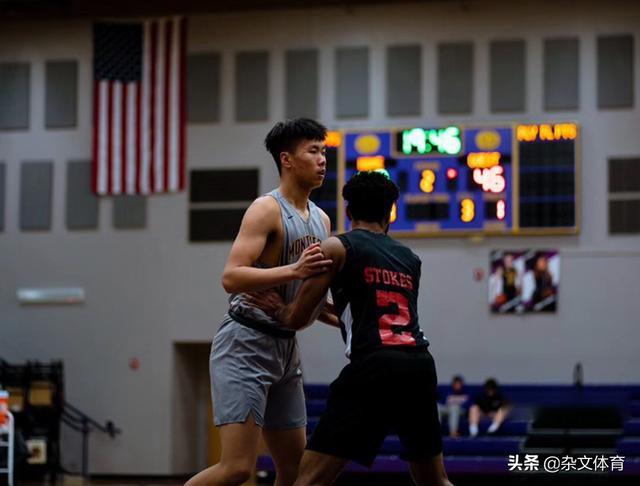 18岁男篮天才面临选择！被杜锋改造后重回正轨，被期待进NBA