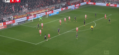 TA分析迪亚斯神仙球：射门时预期进球仅0.03，射门角度1.8°