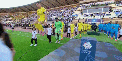 半场：利雅得胜利0-0新未来城体育，马内、菲利克斯失良机