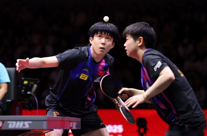 王楚钦/孙颖莎3-1战胜吉村真晴/大藤沙月，世乒赛混双三连冠 (http://www.xuexiaoyu.cn/) abs 第1张