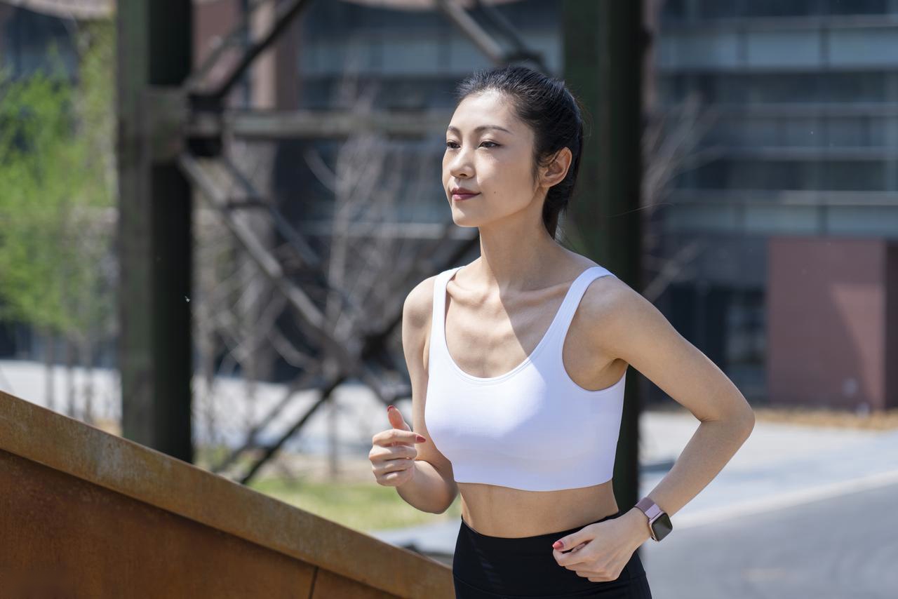 隔天跑10公里 vs 每天跑5公里，哪个锻炼效果更好？ (http://www.jingganghuifeng.com.cn/) 体育 第4张