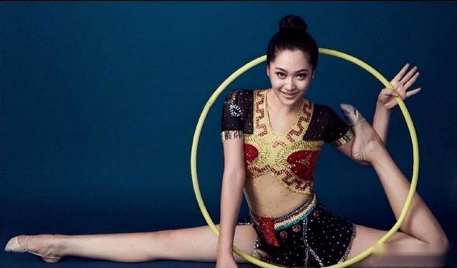 为朱芳雨生下孩子，离婚的胡美拿到多少补偿？朱总这事办的不霸气