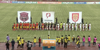 半场:上海嘉定汇龙0-0重庆铜梁龙,莱昂纳多、卡里略造险 半场:上海嘉定汇龙0-0重庆铜梁龙,莱昂纳多、卡里略造险