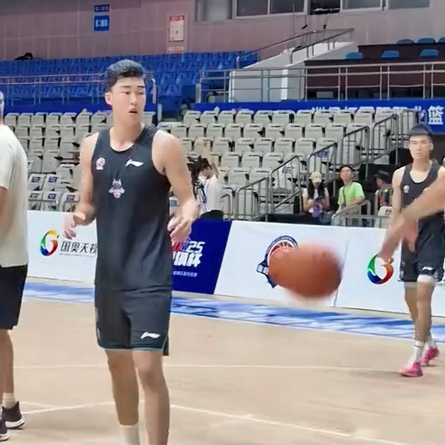 来了！山东确定提拔三人！补强三号位，获得三分射手！ (http://www.busunion.cn/) 体育 第2张