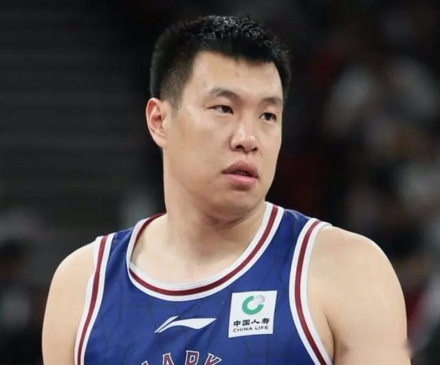上海9人合同到期！仅王哲林李添荣值得续约，其余都有可能被放弃 (http://www.xuexiaoyu.cn/) abs 第2张