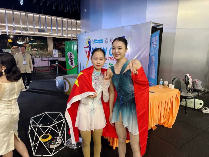 亚洲花样滑冰公开赛：张瑞阳、朱易、许琬笛包揽女单前三 (http://www.busunion.cn/) xiami 第2张