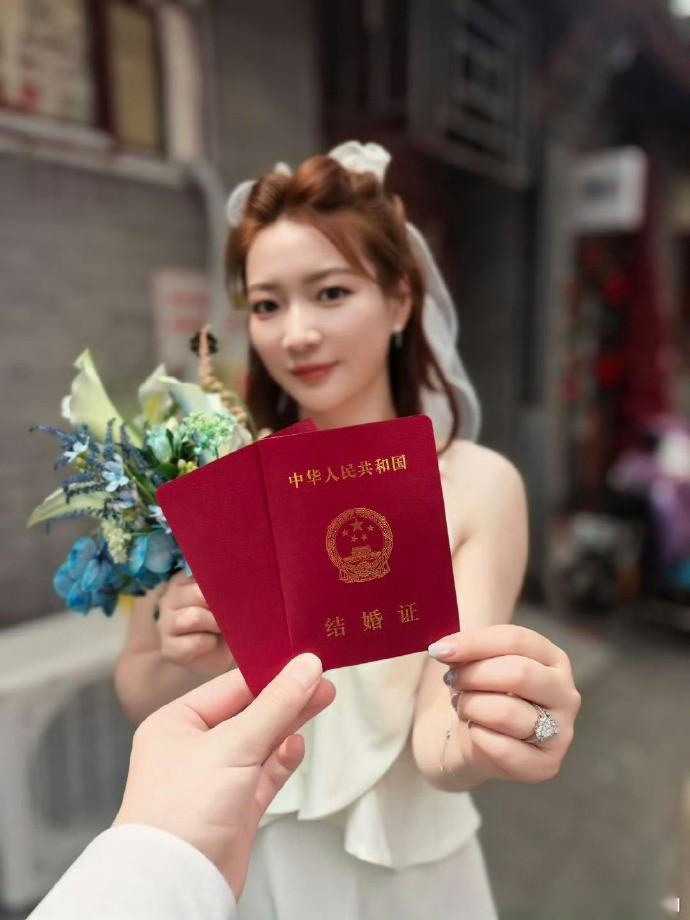 祝福，羽毛球奥运冠军黄雅琼与队友刘雨辰官宣结婚 (http://www.tiidu.cn/) 娱乐 第4张