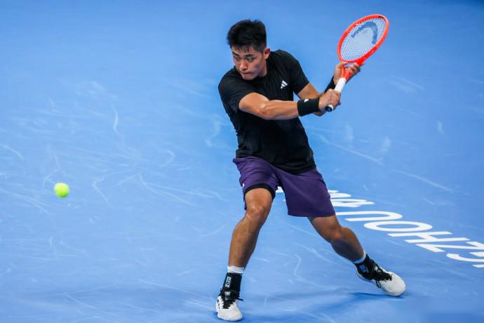 ATP杭州赛：吴易昺鏖战2小时51分钟，2-1逆转战胜马纳里诺 (http://www.tiidu.cn/) 娱乐 第1张