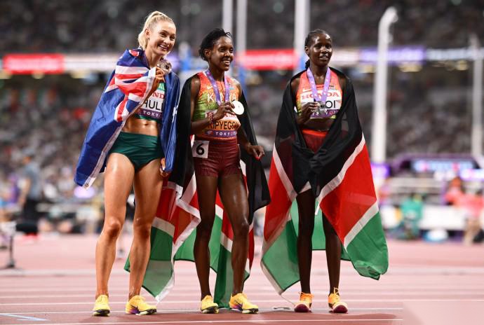 世锦赛女子1500米：基普耶根3分52秒15轻松夺冠，实现三连冠 (http://www.busunion.cn/) 体育 第1张