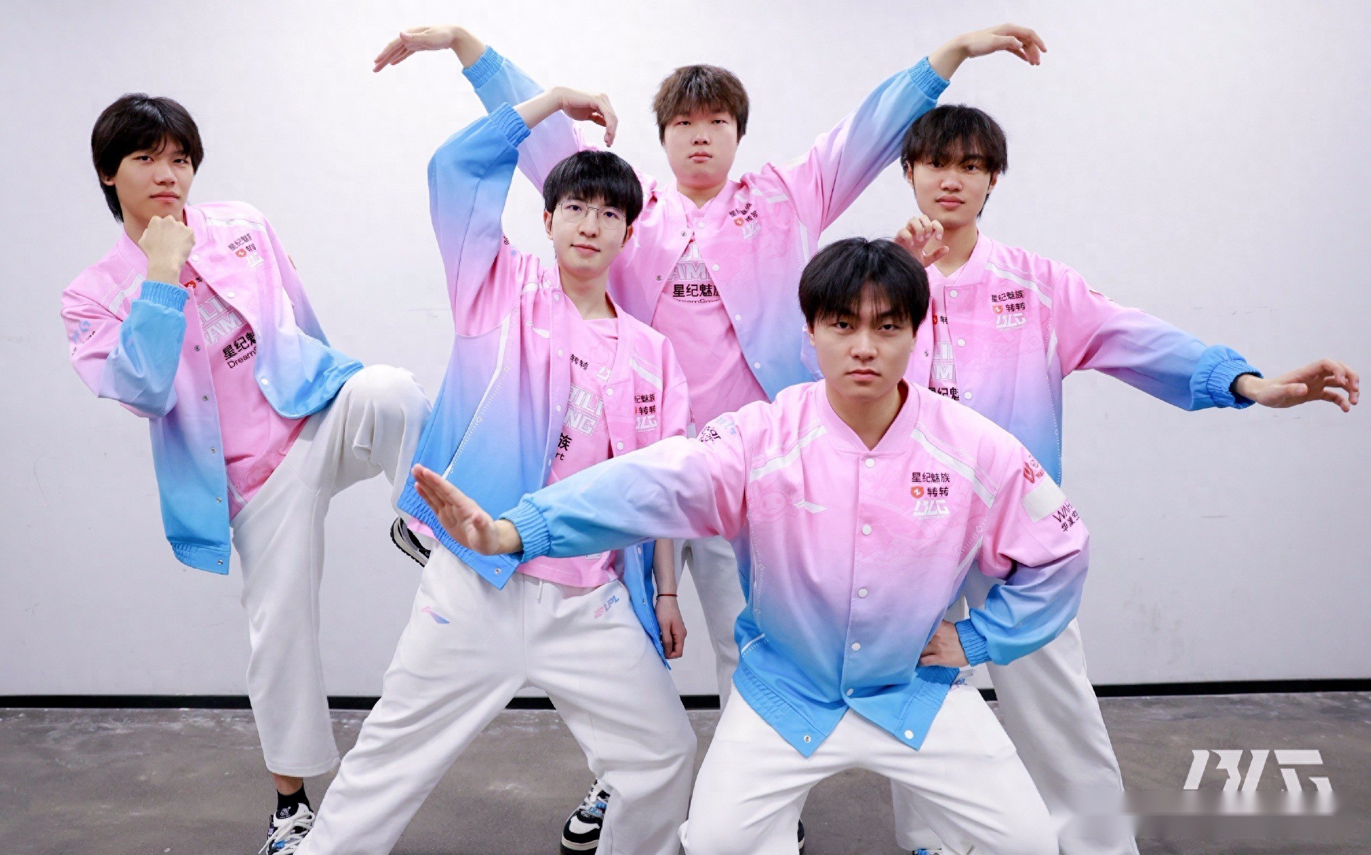 AL好猛！3-2击败BLG，晋级MSI！Bin鳄鱼效果不佳，Tarzan节奏起飞 (http://www.tiidu.cn/) 娱乐 第1张