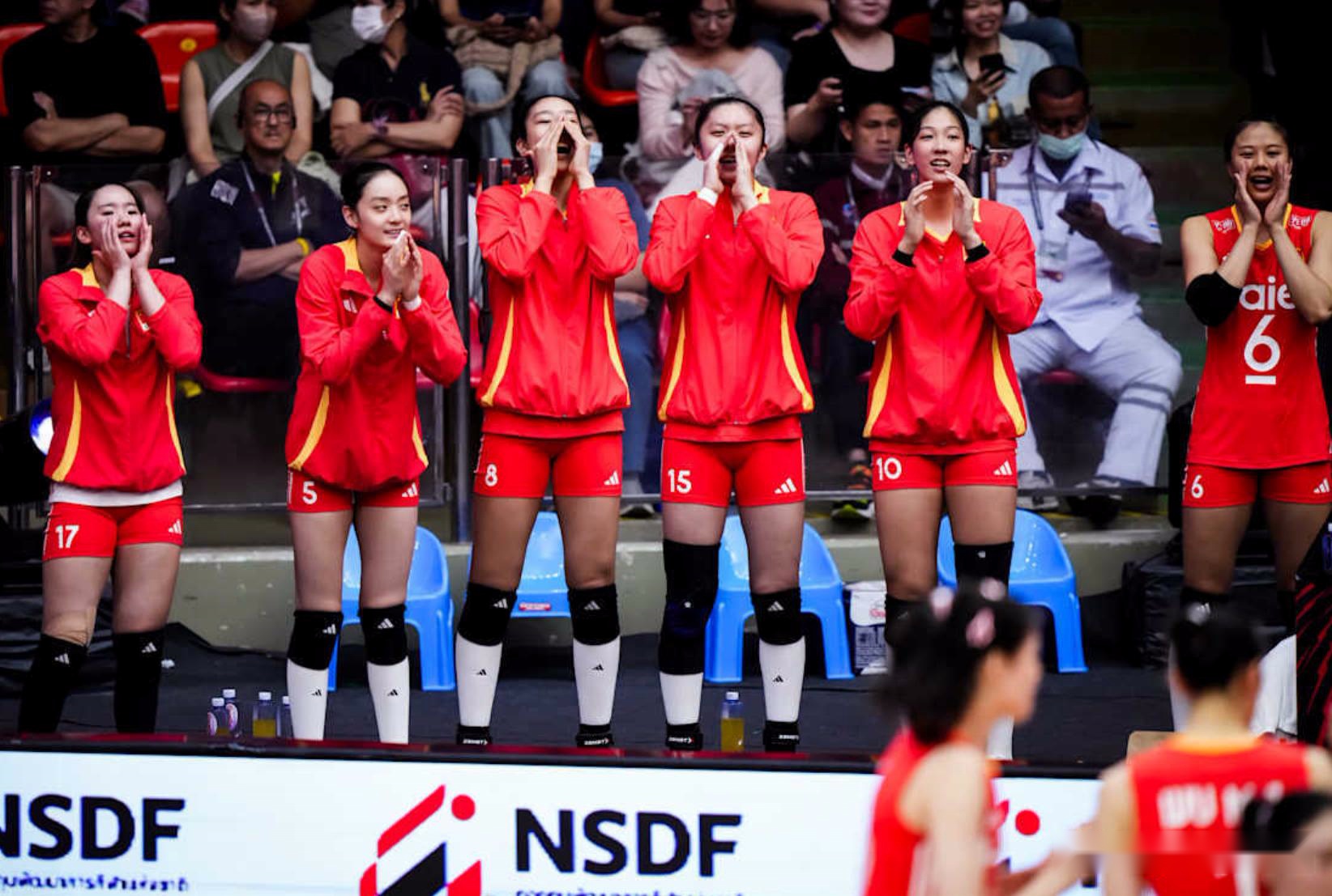 女排1-3法国采访！龚翔宇高情商认可全队，承诺会越来越好！ (http://www.xuexiaoyu.cn/) abs 第3张