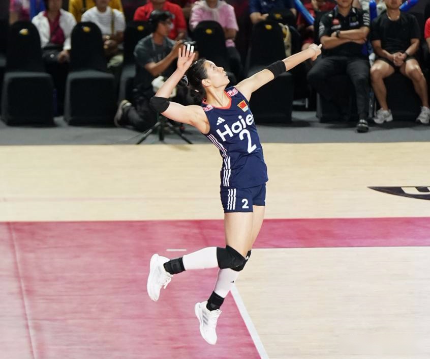 3-1哥伦比亚五爆点太关键！副攻回暖，唐欣奇兵，2将攻守兼备！ (http://www.busunion.cn/) 体育 第3张