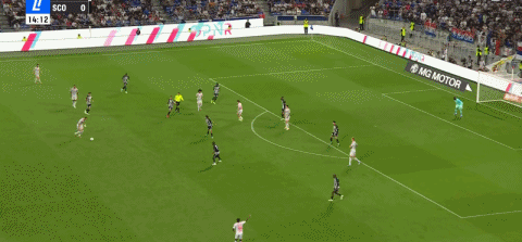 里昂1-0昂热，特斯曼破僵制胜，梅特兰-奈尔斯失良机 (http://www.armanice.com/) 体育 第5张