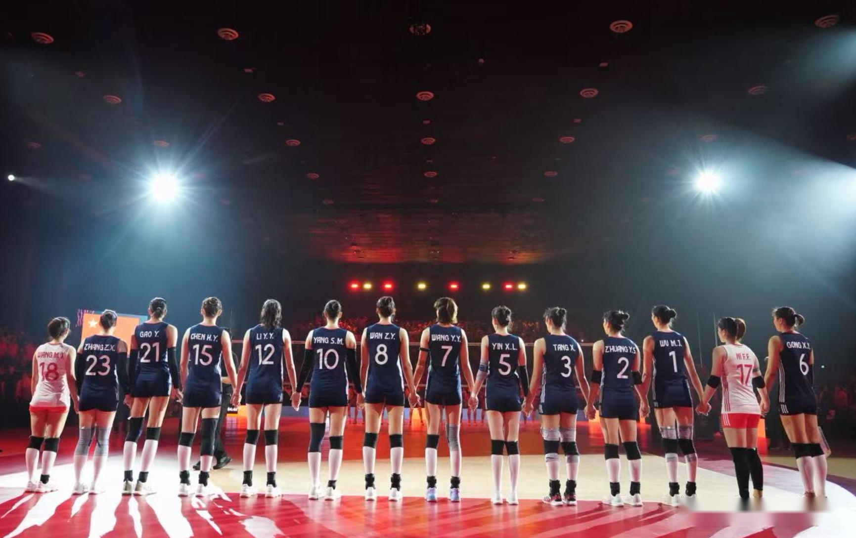 女排3-1哥伦比亚！全队开心庆祝，李盈莹欢呼大笑，下场遭强敌！ (http://www.armanice.com/) 体育 第5张