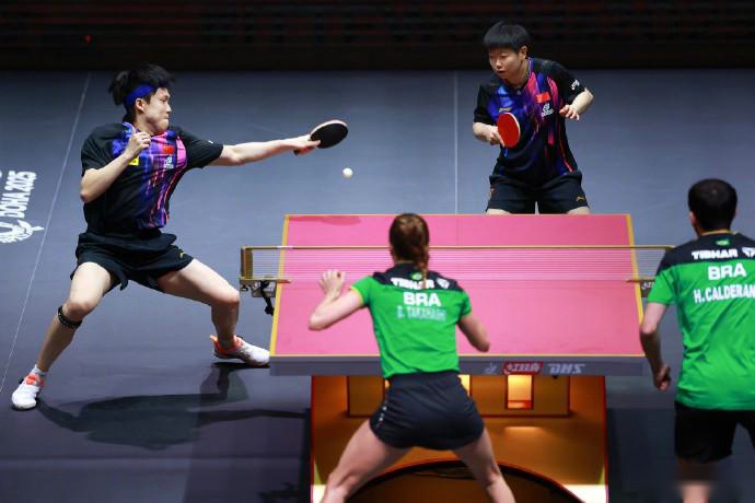 混双第二轮：王楚钦/孙颖莎3-0战胜雨果/布鲁娜，晋级16强 (http://www.hoobei.cn/) ast 第2张