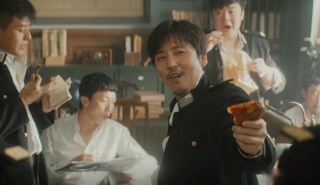 隐秘而伟大：段局长送茶叶，夏继成吃鸡，钟百鸣吃糖，好深的寓意