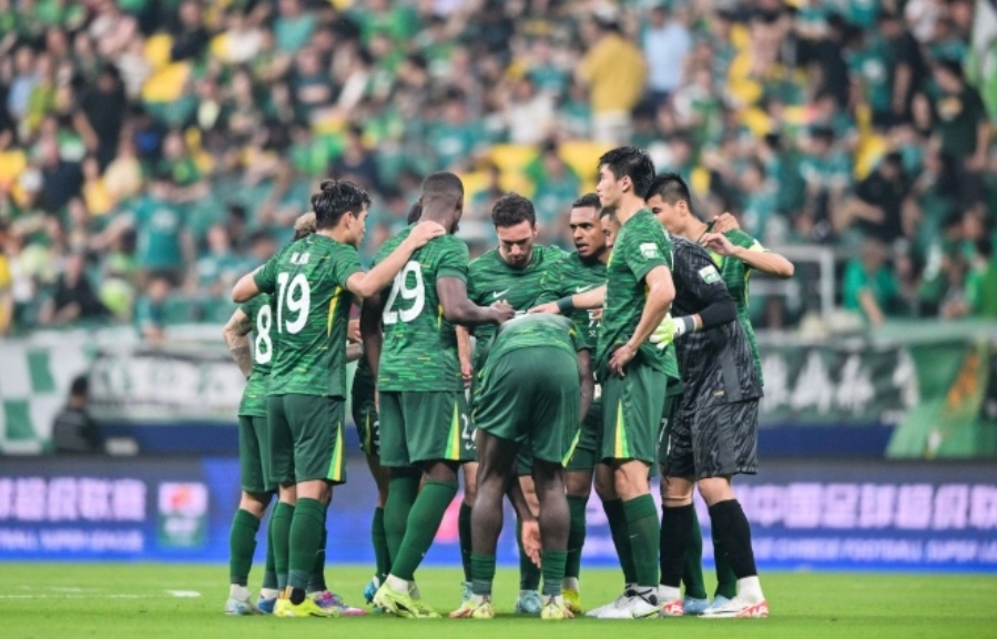 媒体人：国安在谈一个东欧外教 人在北京还是以前的渠道