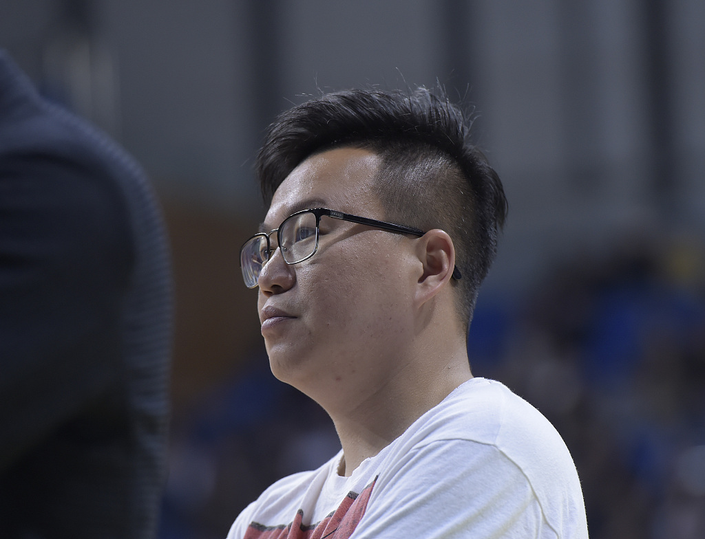 跟队记者目睹李楠执教CBA首秀 李楠说自己太“难”了