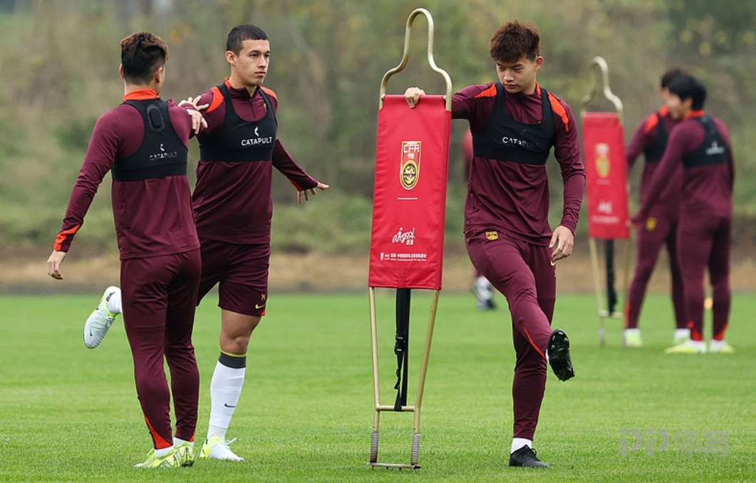 北青：U22国足全运球员归队 王钰栋、彭啸、李新翔缺席熊猫杯