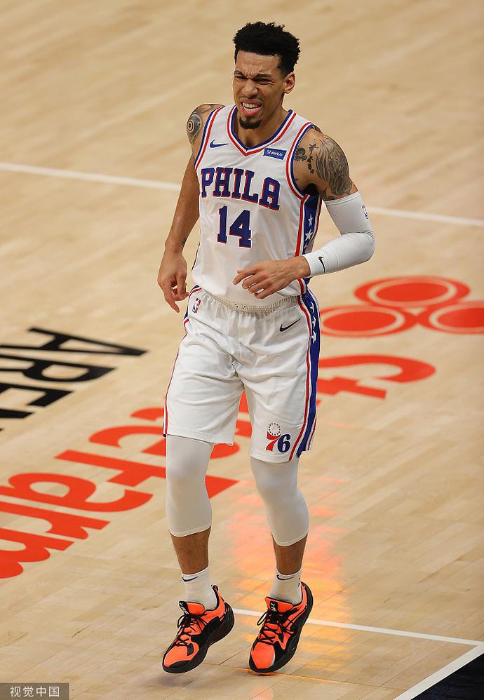 不妙!丹尼-格林遭遇右小腿拉伤 将缺席两至三周