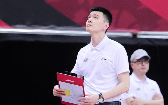29岁就退役!辽宁旧将告别cba,回沈阳当教练杨鸣会招募吗?