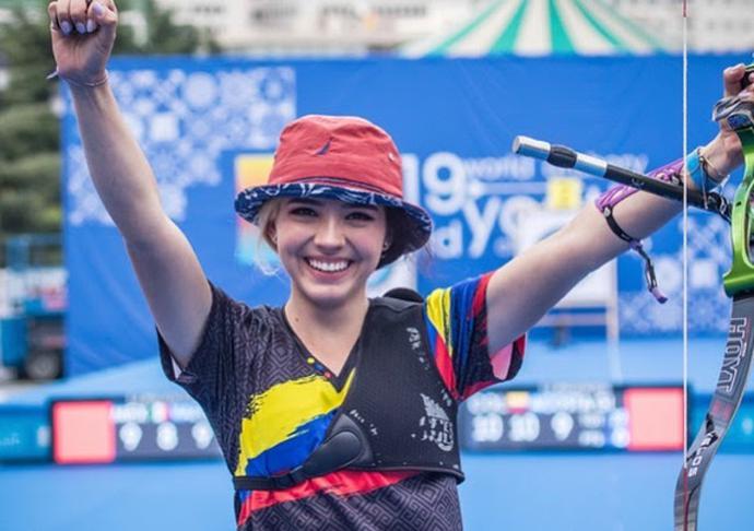 哥伦比亚射箭美女走红 特意发视频感谢中国网友