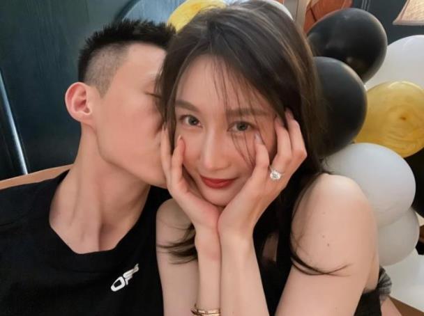 cba新贵豪横狂砸2分顶薪2年1200万3年1800万开始冲总冠军