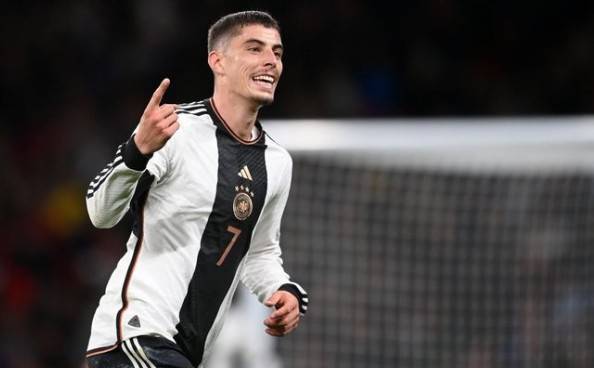 赛后哈弗茨表示:"当你2-0领先,然而之后被3-2反